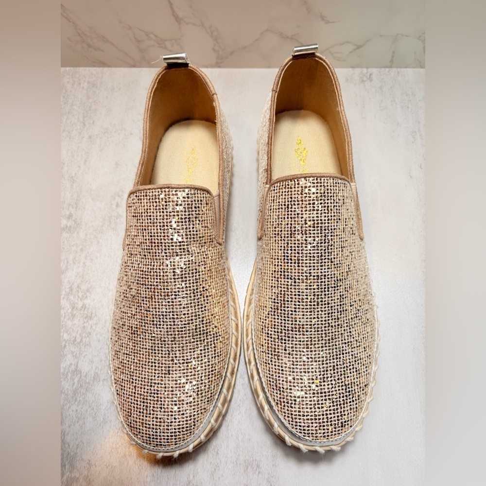 Oli Jolimall Women’s Gold Glitter Slip-On Loafers - Picture 2 of 6